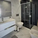 Flow Living, Com Piscina, Em Apartament