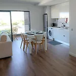 Apartament Flow Living, Com Piscina, Em *