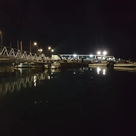 Flow Living, Com Piscina, Em