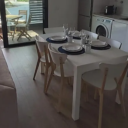 Flow Living, Com Piscina, Em *