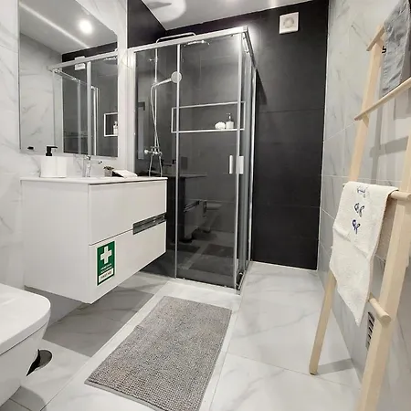 Apartment Flow Living, Com Piscina, Em *